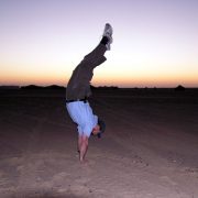 Handstand Sahara 01